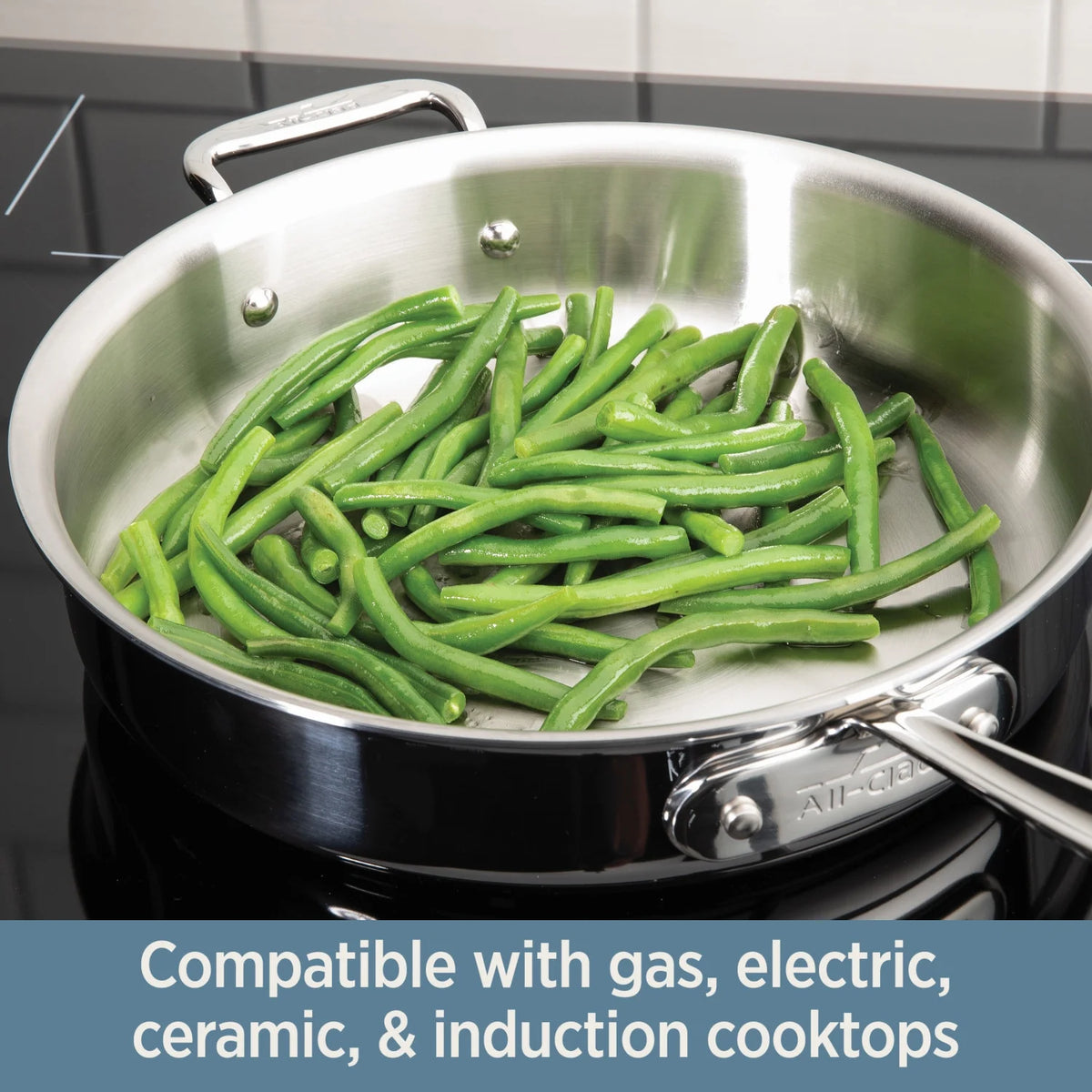 Stainless 3-ply Bonded 4 quart Saute Pan with lid V37121