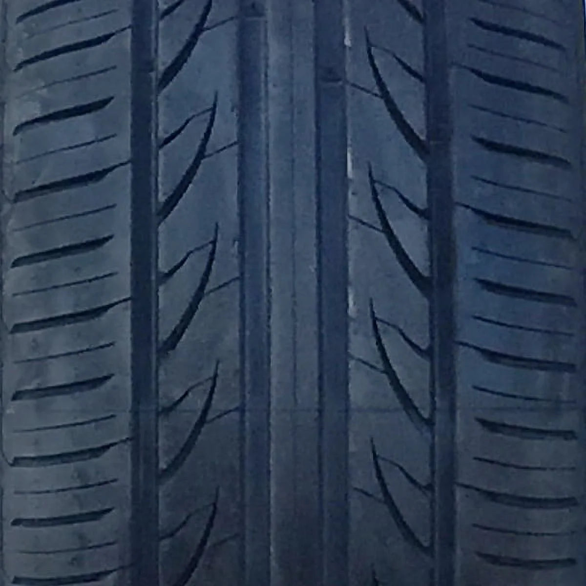 2 New All Season Ultra High Performance Tire 285/35ZR18 P961447