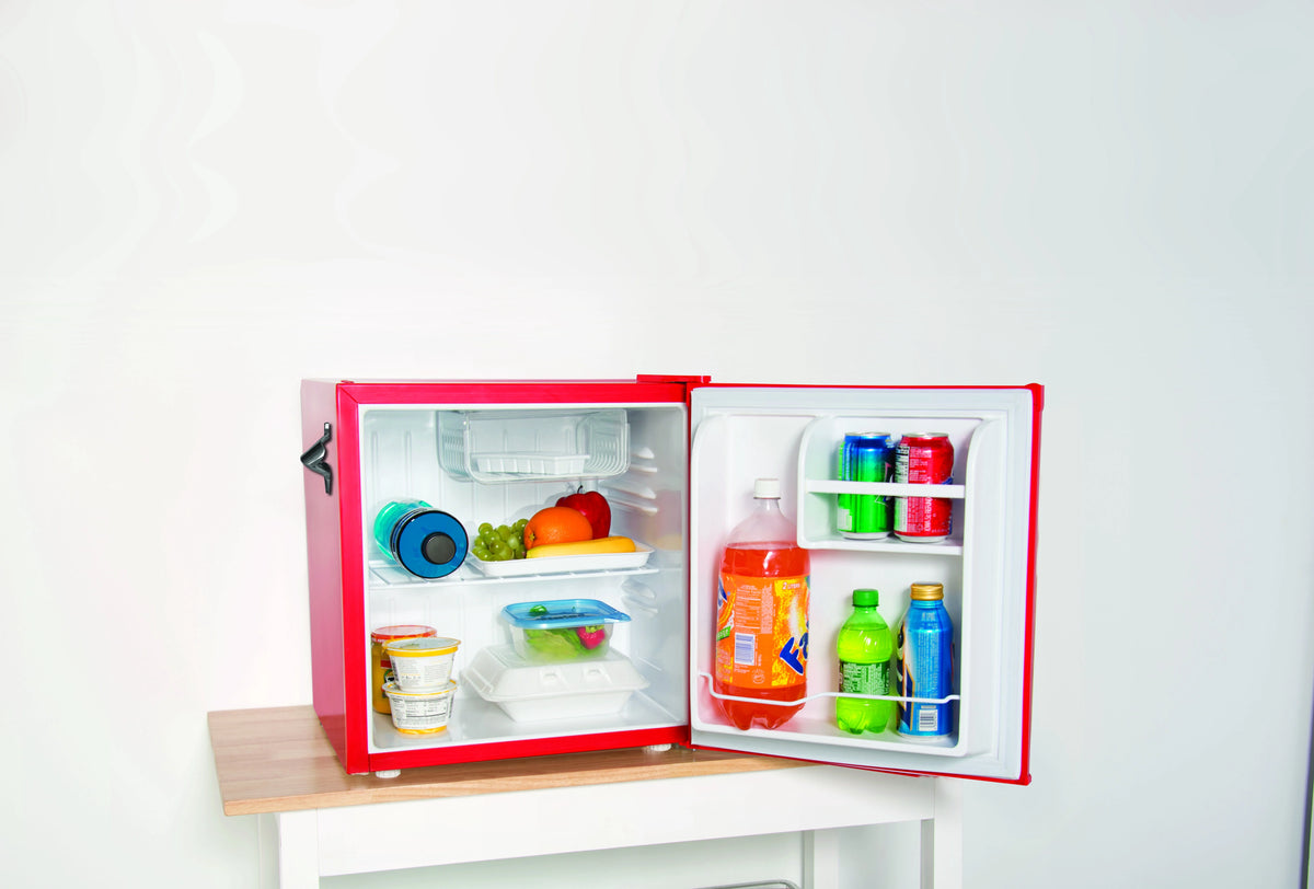 Retro Mini Bar Refrigerator C609