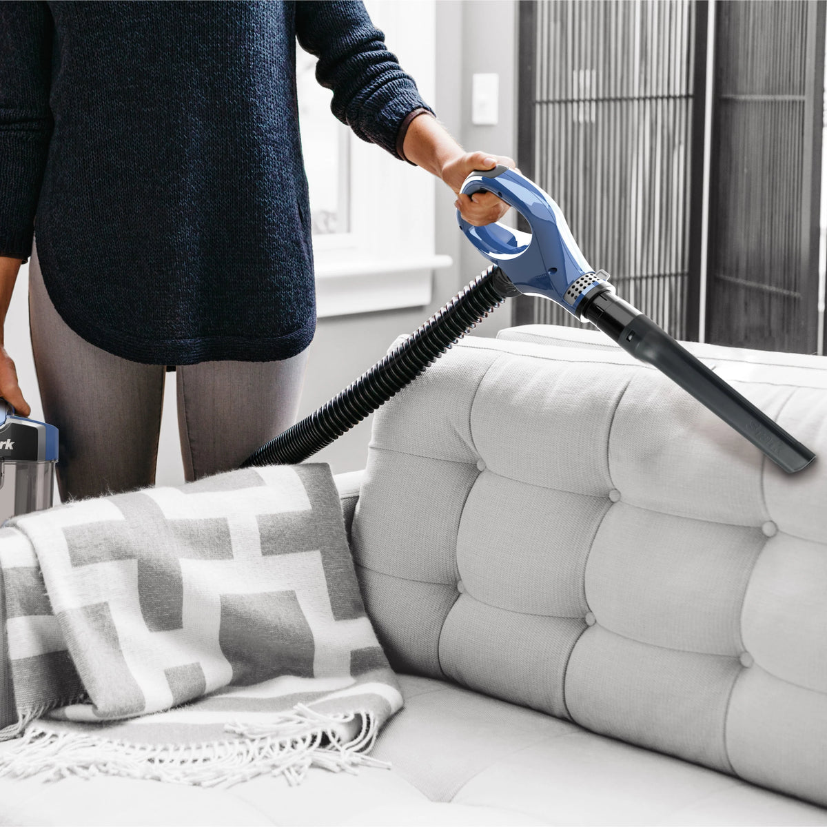 Upright Vacuum Y253