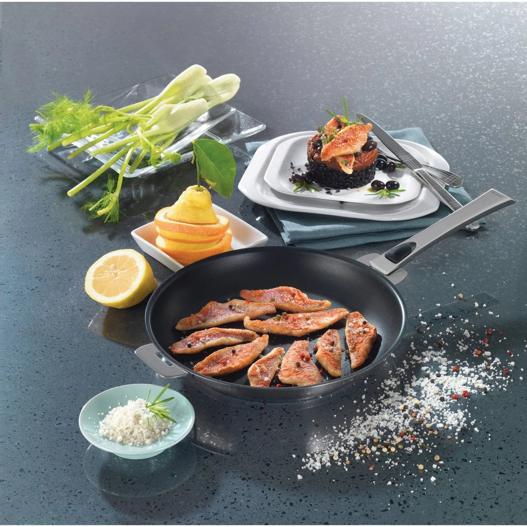 Non-Stick Frying Pan T539697