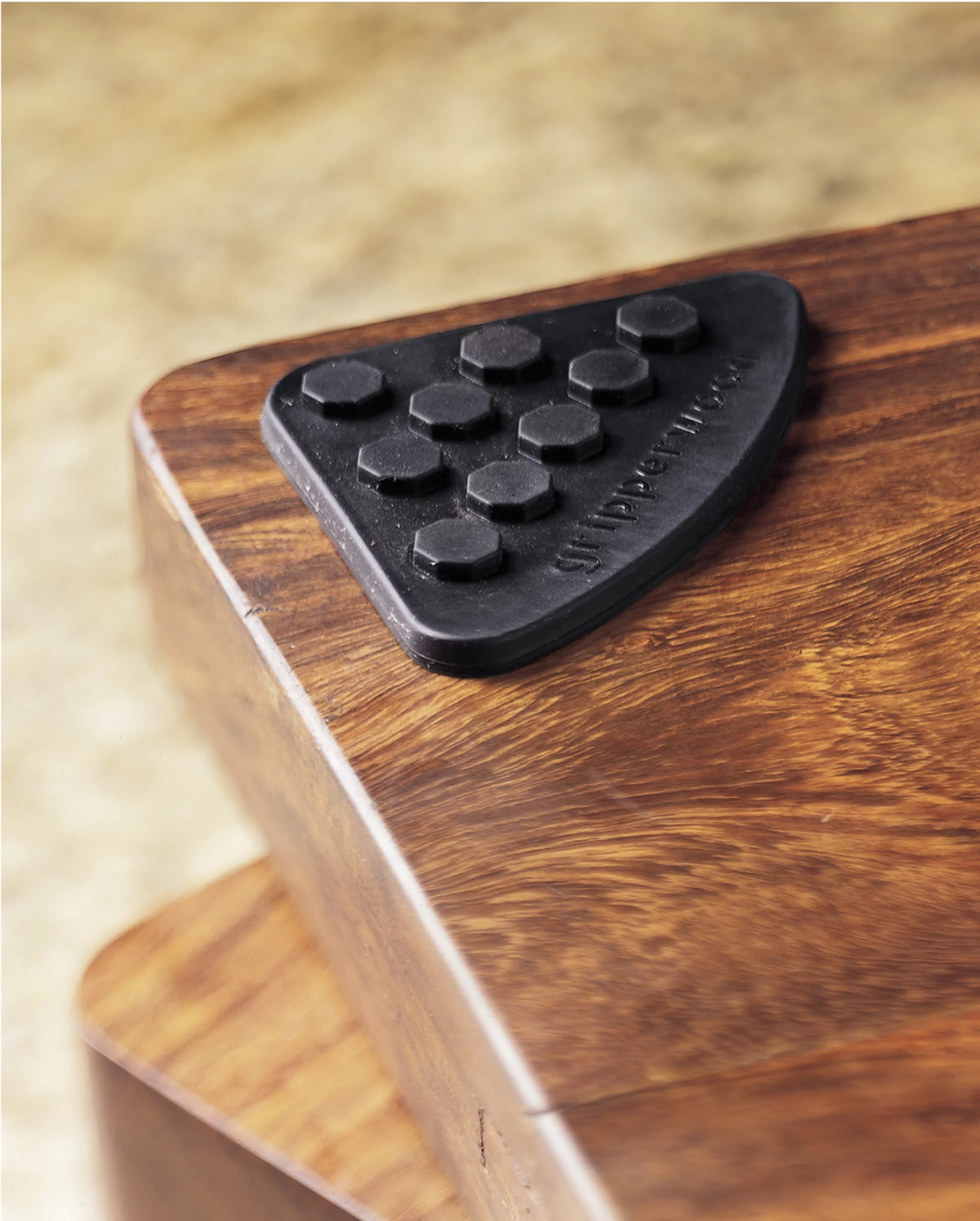 12" x 16" Sheesham Wood Cutting Board A1106