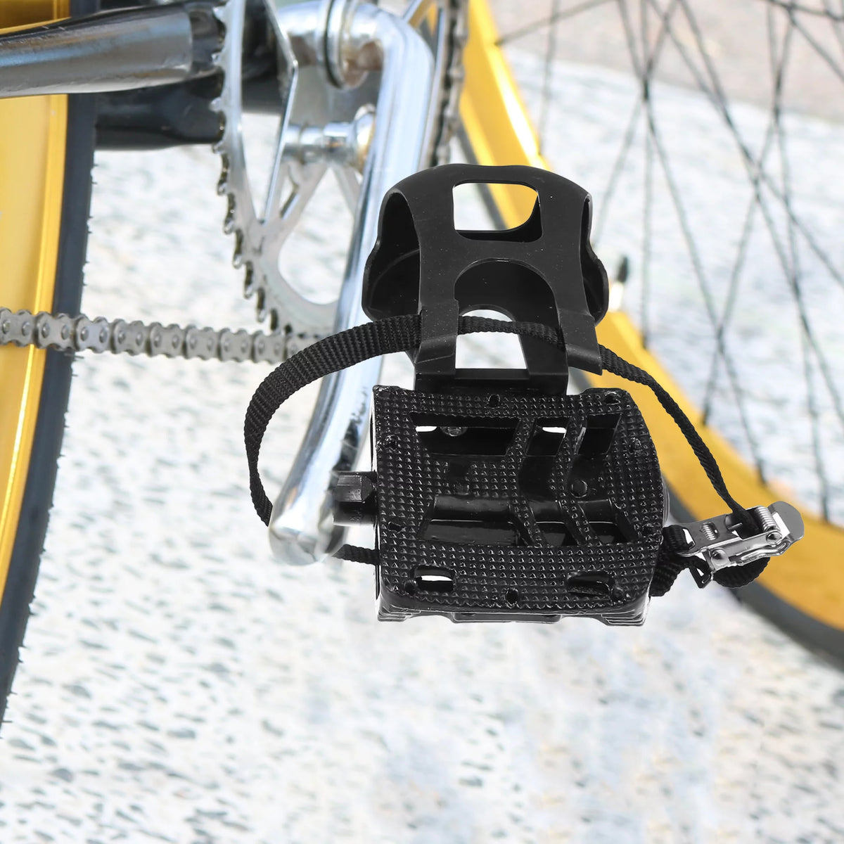 Bicycle Pedals 9/16'' Spindle with Toe Clips Black Y92219